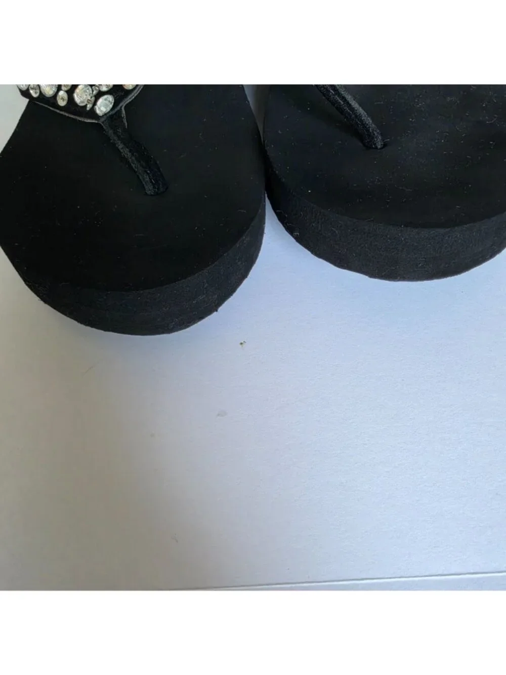 Yellow Box Rhinestone Flip Flops Black Wedge Comfort Thong Sandals. Size 10 - Picture 5 of 9